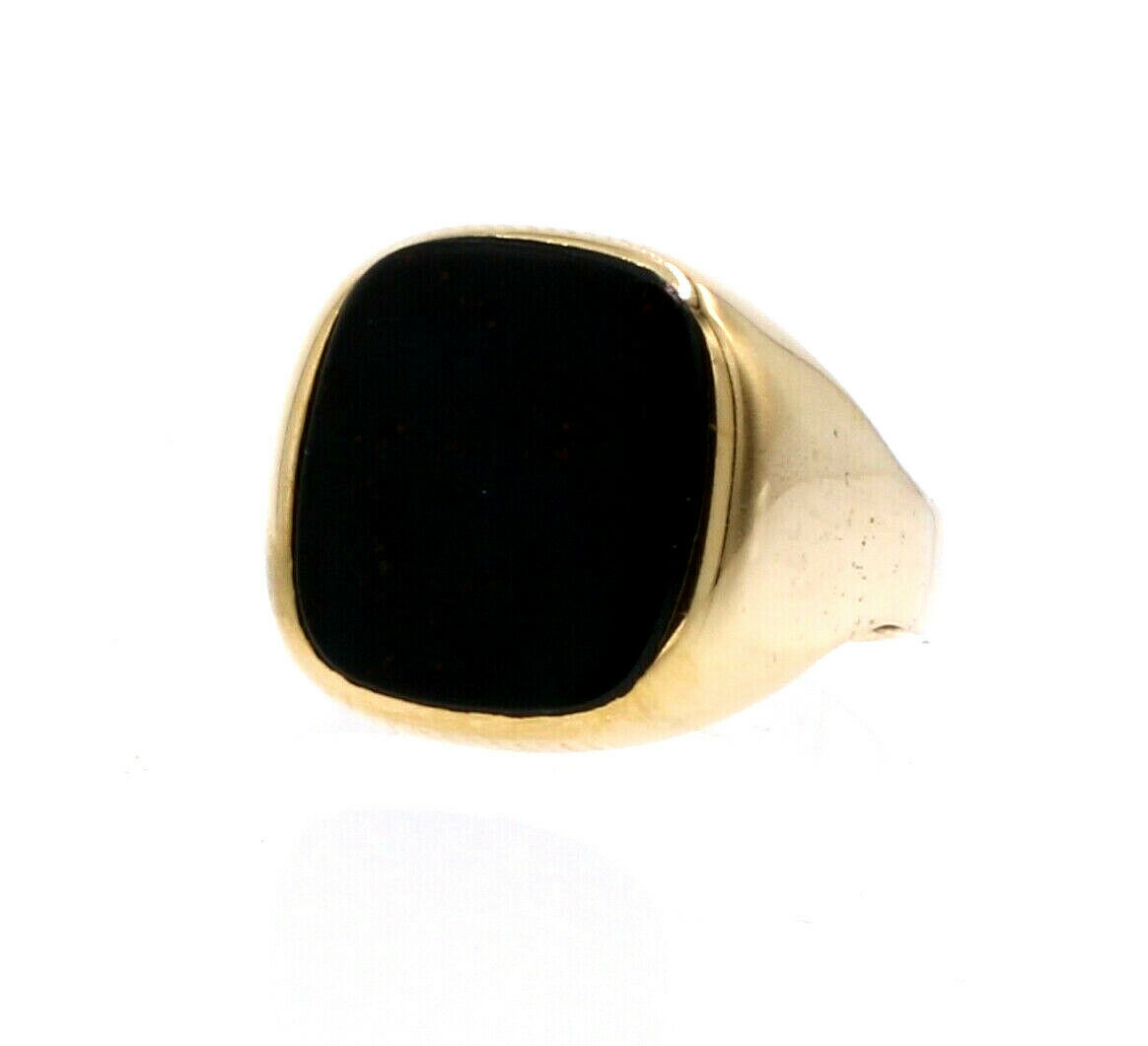 Fine estate 14k Yellow Gold Bloodstone Ring  6.4 Grams Size 8